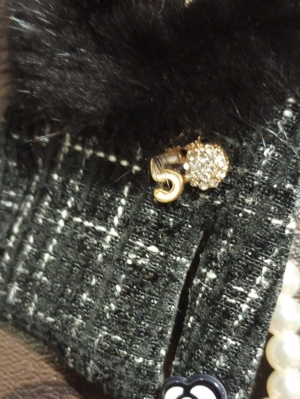 Tweed Bag Charm With Pearls - Picture 12 of 15